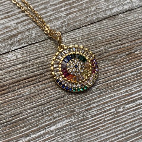 Color Round Charm Pendant Necklace